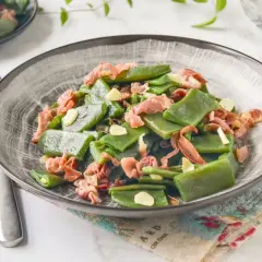 Judías verdes con jamón, un plato sencillo y sabroso.