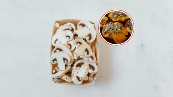 Champiñones laminados en cesta, listos para deliciosas recetas. Un bocado preparado con ellos.